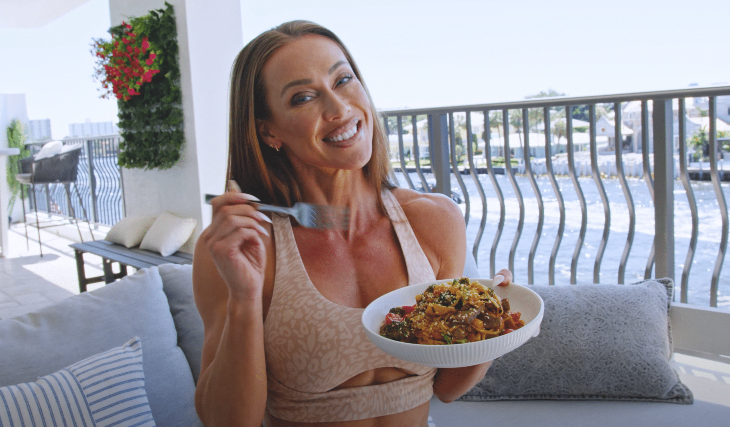 Easy Chipotle Beef Zoodles Recipe: A Low-Calorie, Gut-Friendly Meal
